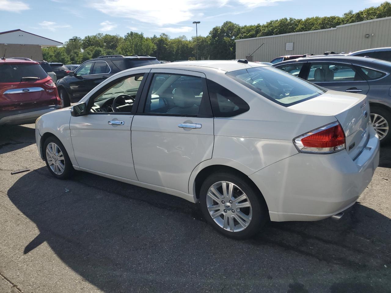 2010 Ford Focus Sel - Фото 2