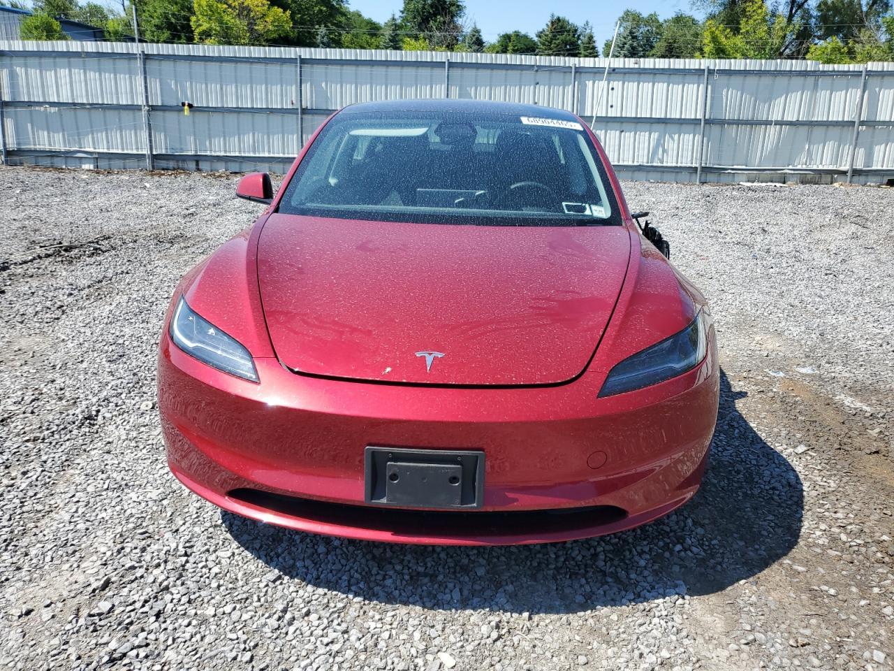 2025 Tesla Model 3 - Фото 5