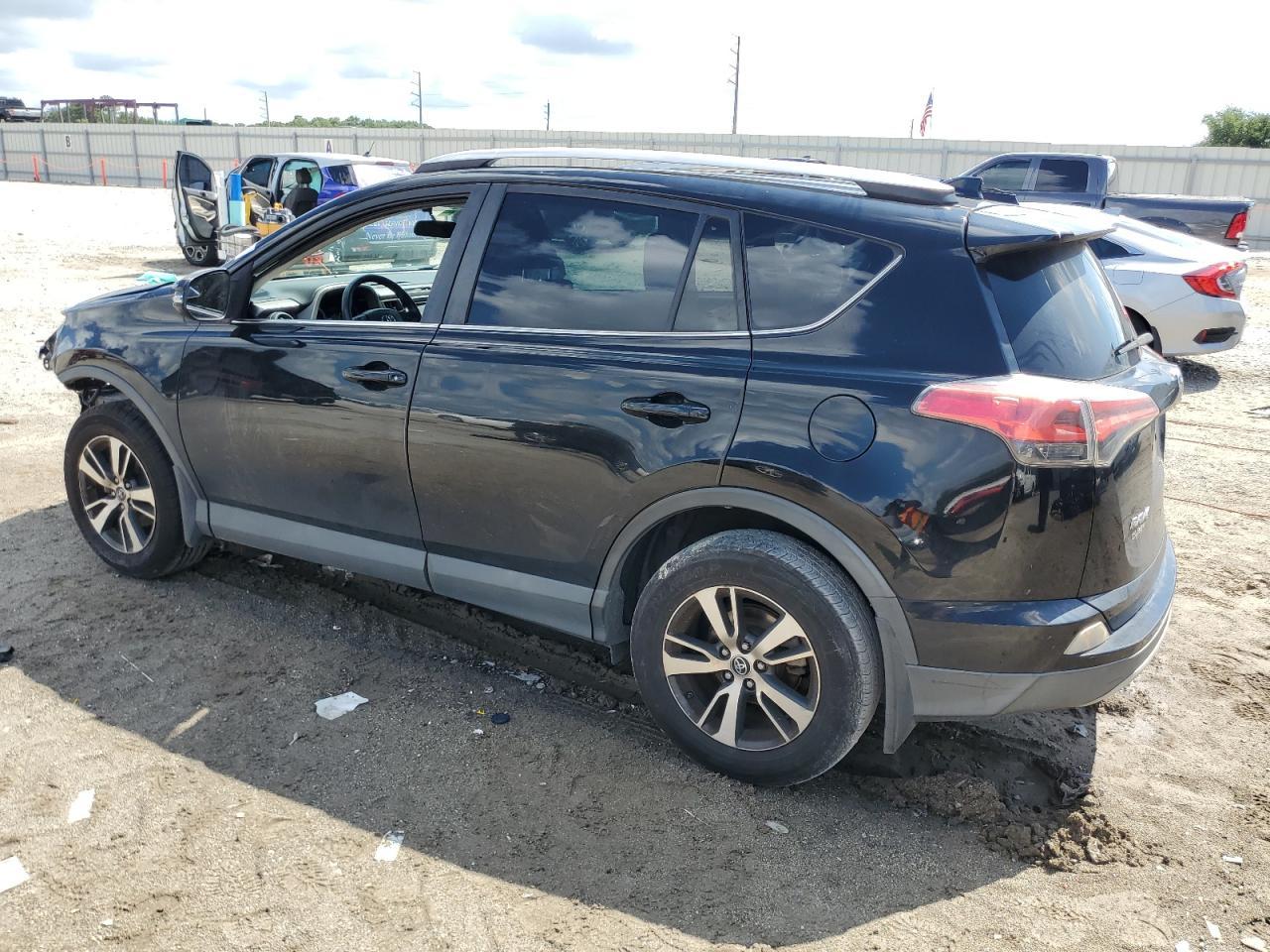 2016 Toyota Rav4 Xle - Фото 2