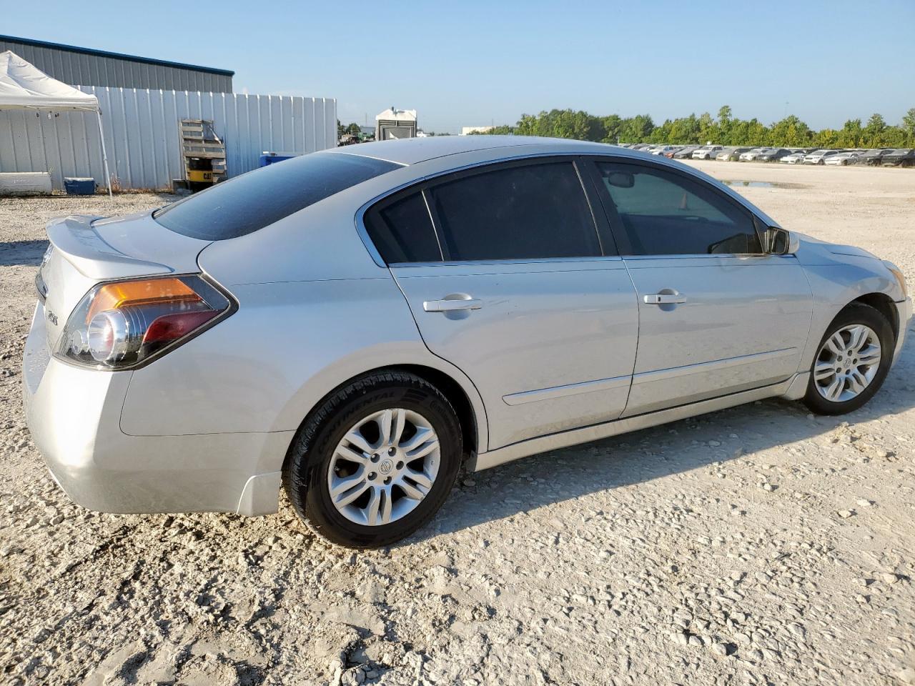 2012 Nissan Altima Base - Фото 3