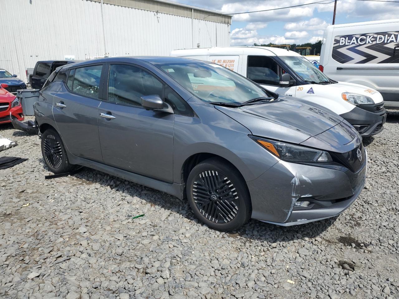 2023 Nissan Leaf Sv Plus - Image 4
