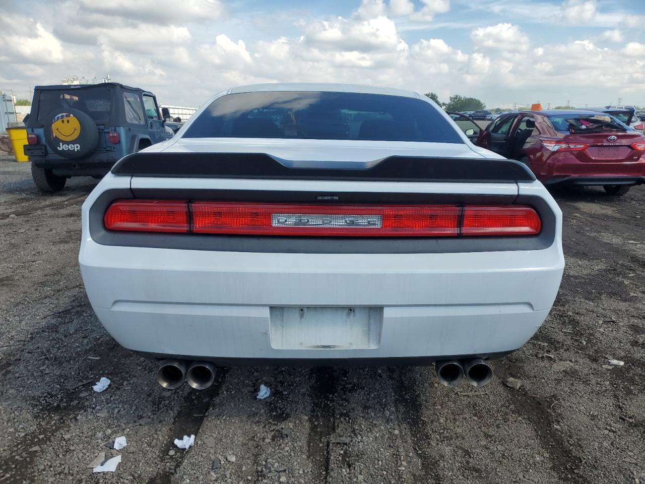 2014 Dodge Challenger Sxt - Image 6