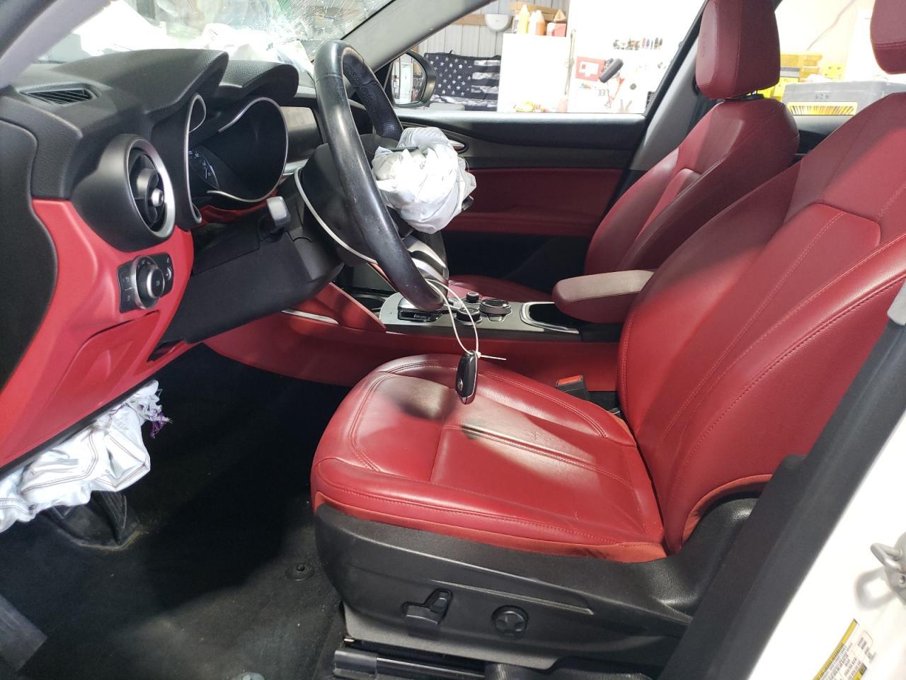 2020 Alfa Romeo Stelvio Ti - Image 7