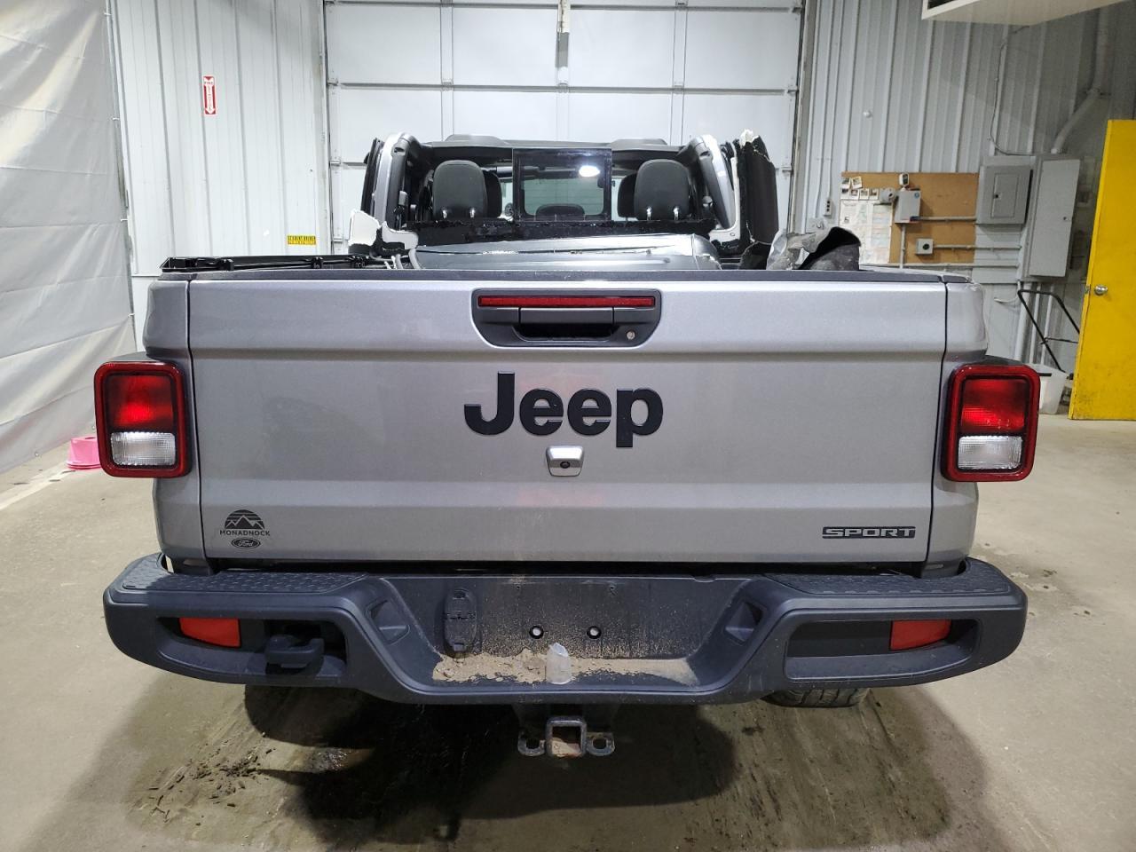 2021 Jeep Gladiator Sport - Фото 6