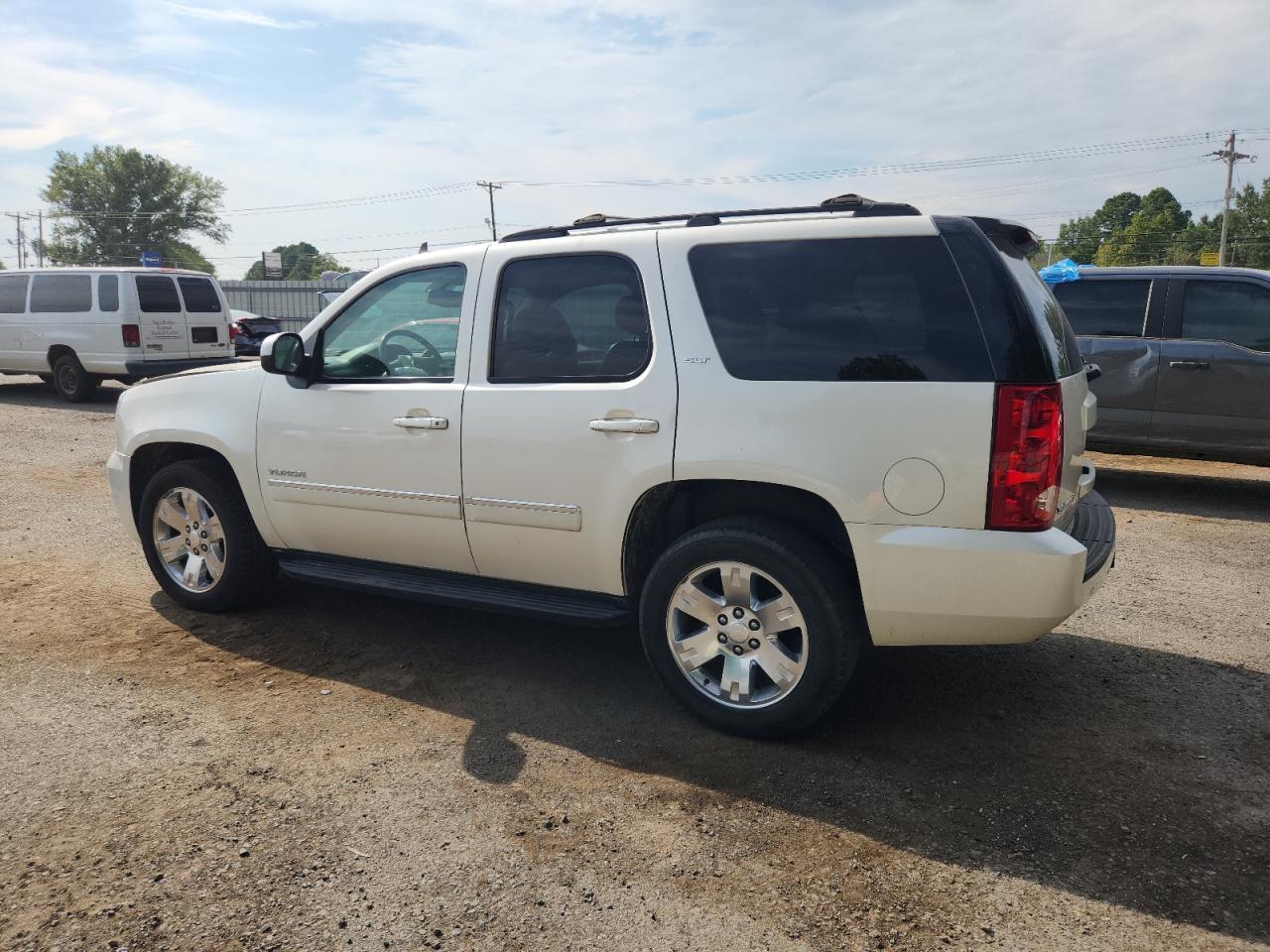 2013 GMC Yukon Slt - Фото 2
