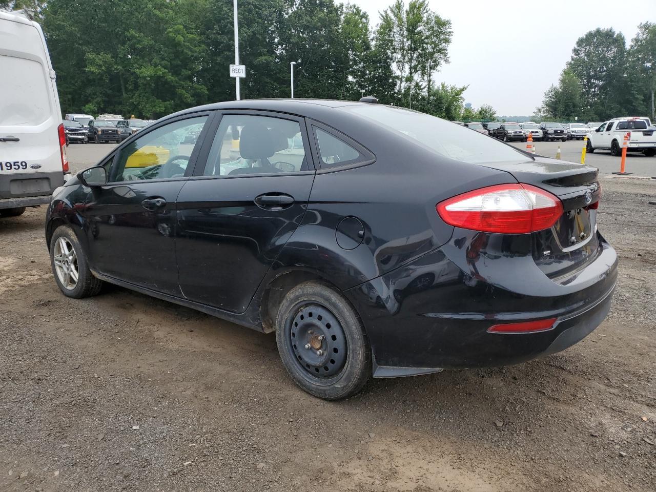2019 Ford Fiesta Se - Фото 2