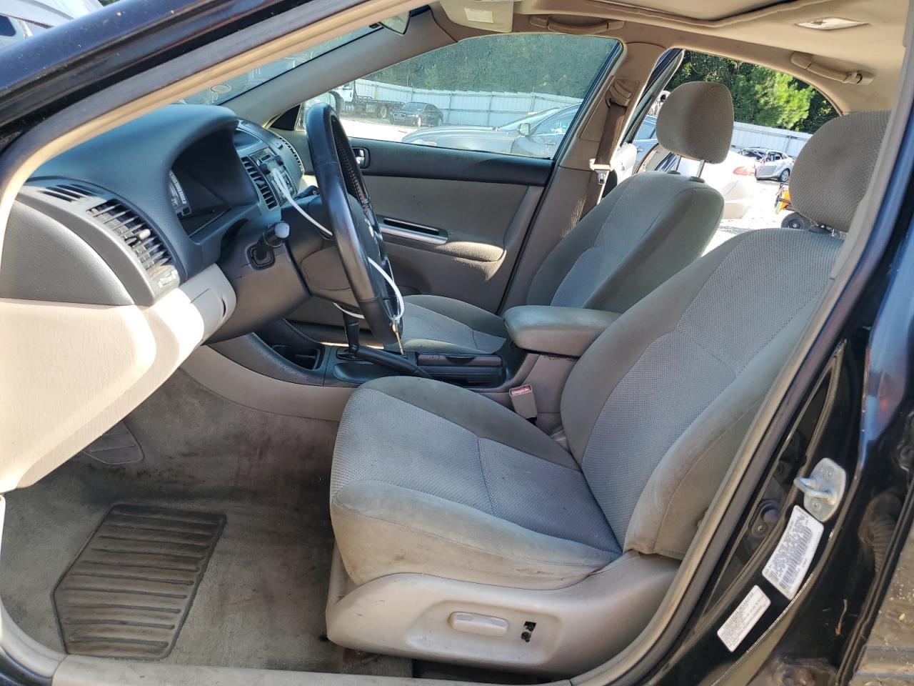 2002 Toyota Camry Le - Фото 7
