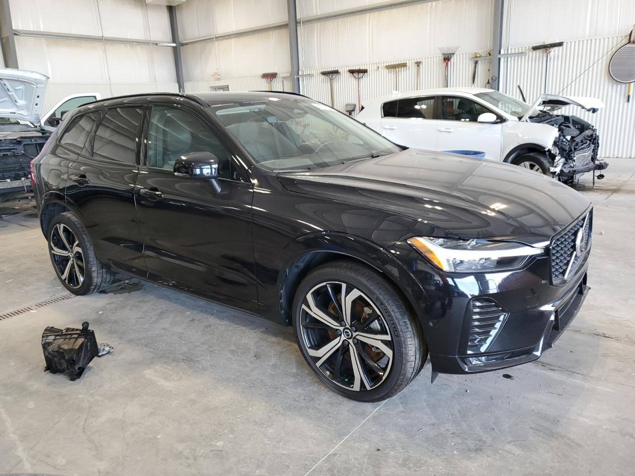 2023 Volvo Xc60 Ultimate - Image 4