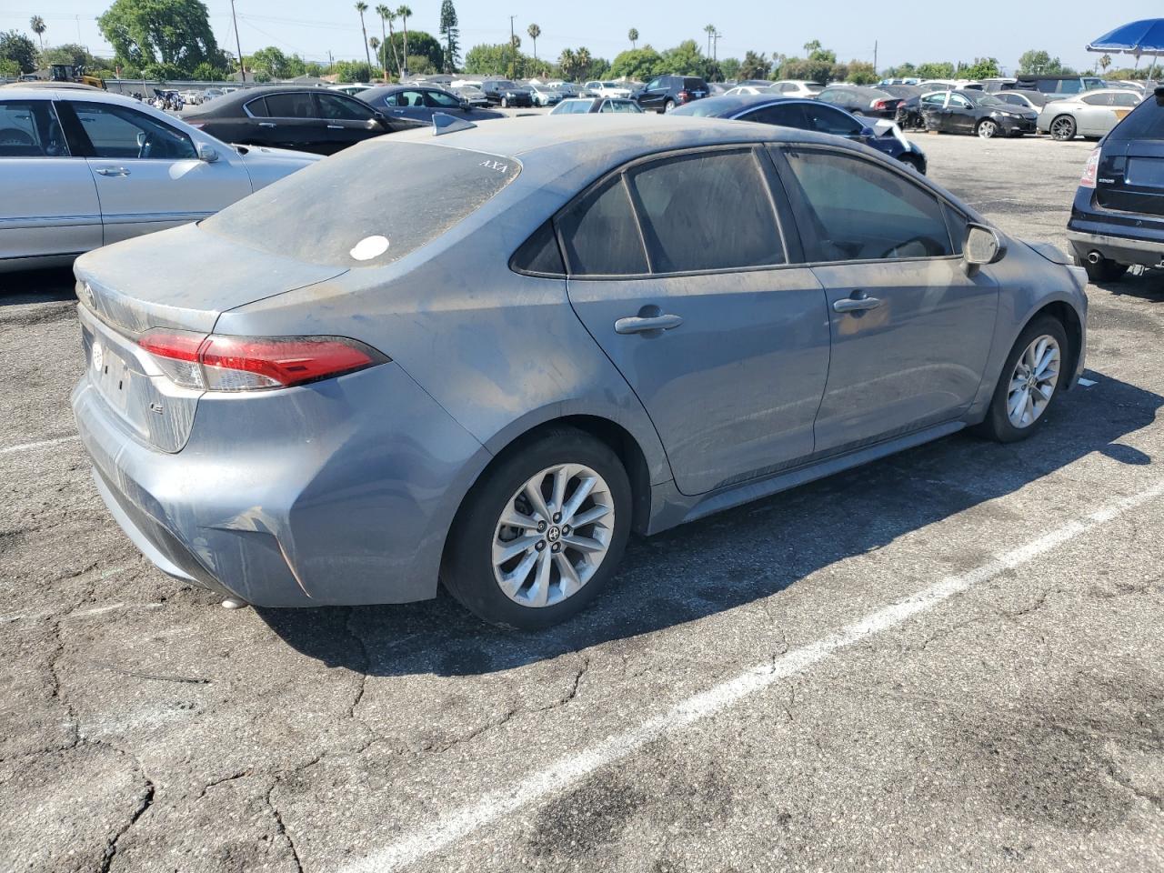 2020 Toyota Corolla Le - Image 3