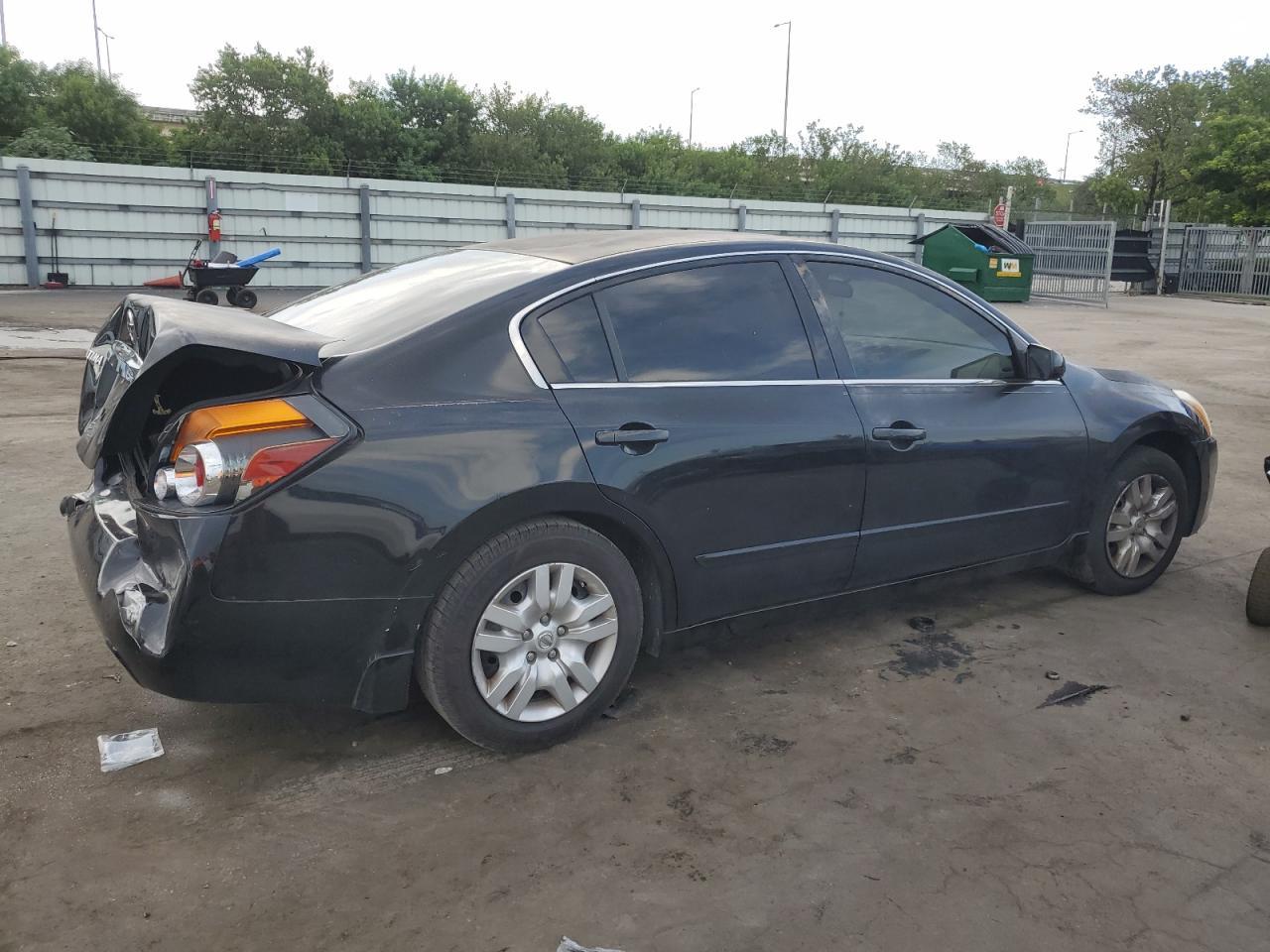 2012 Nissan Altima Base - Фото 3