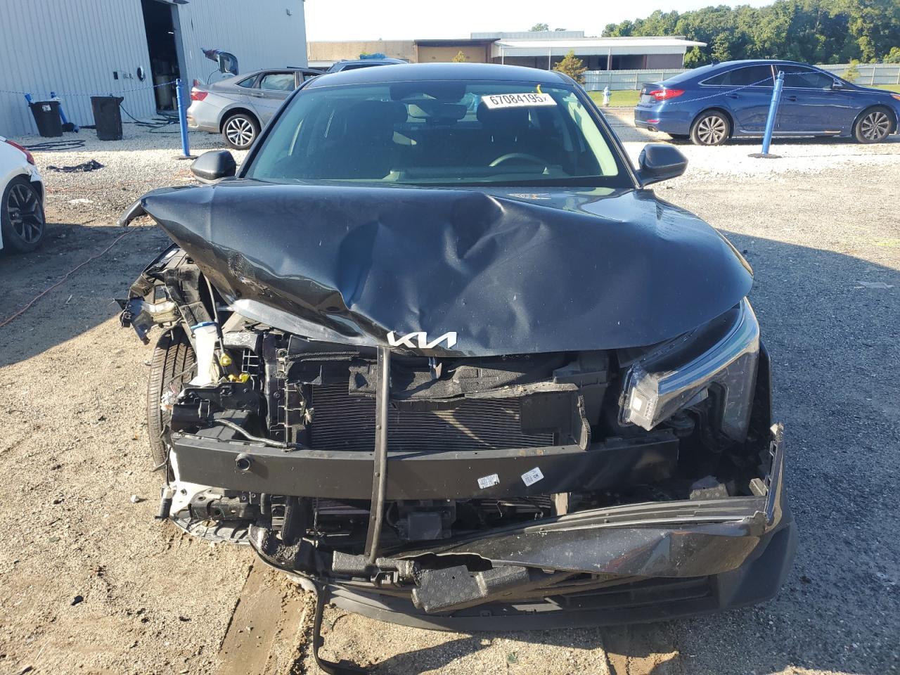 2025 Kia K4 Lx - Image 5