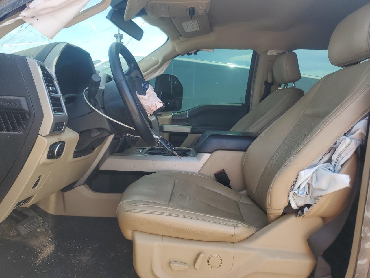 2020 Ford F350 Super Duty - Image 7