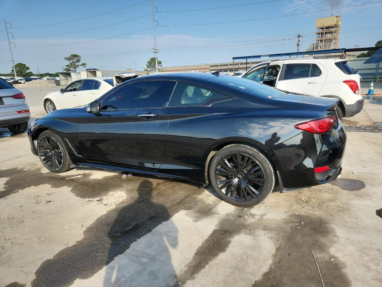2022 Infiniti Q60 Luxe - Image 2