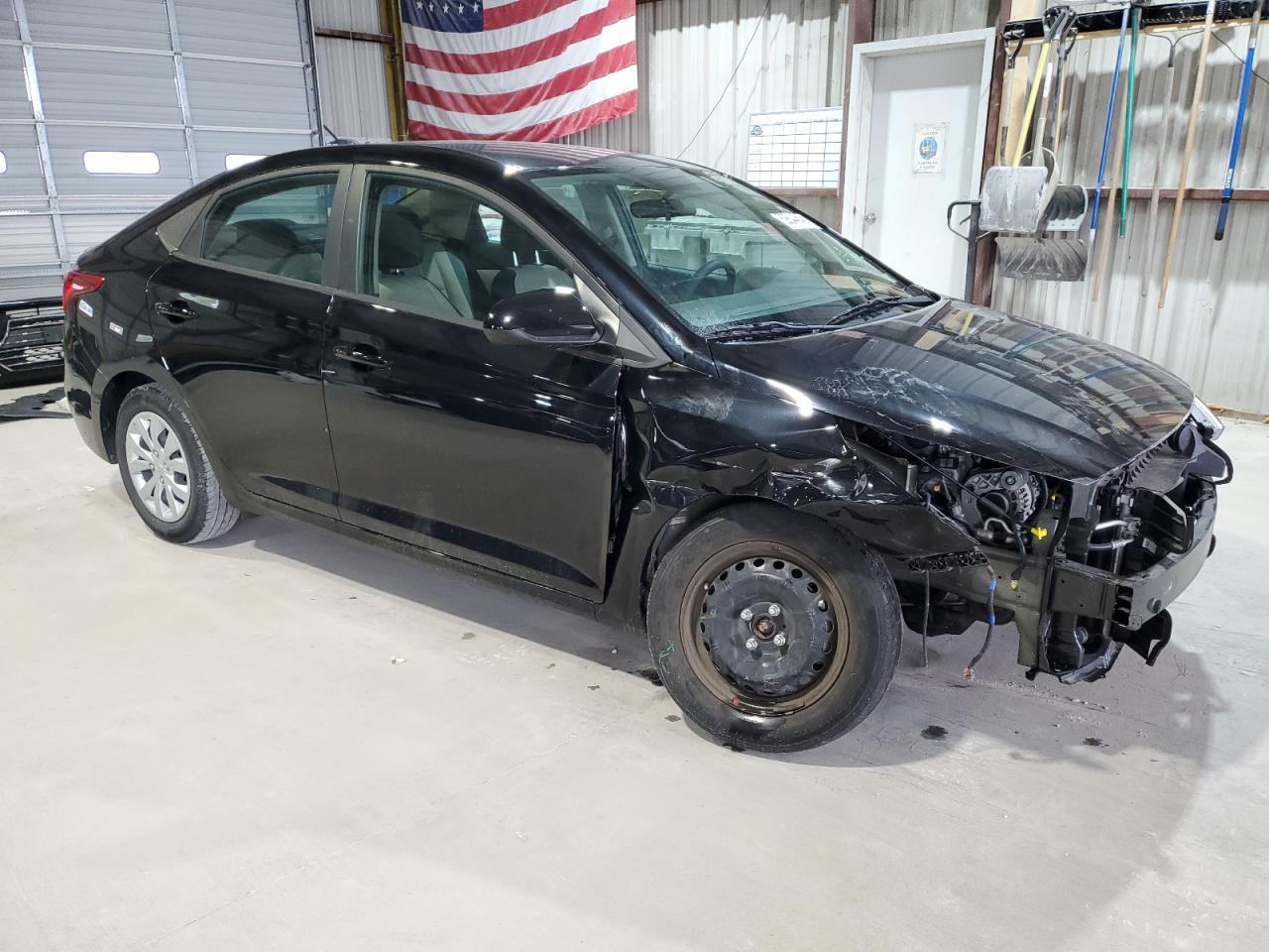 2022 Hyundai Accent Se - Фото 4