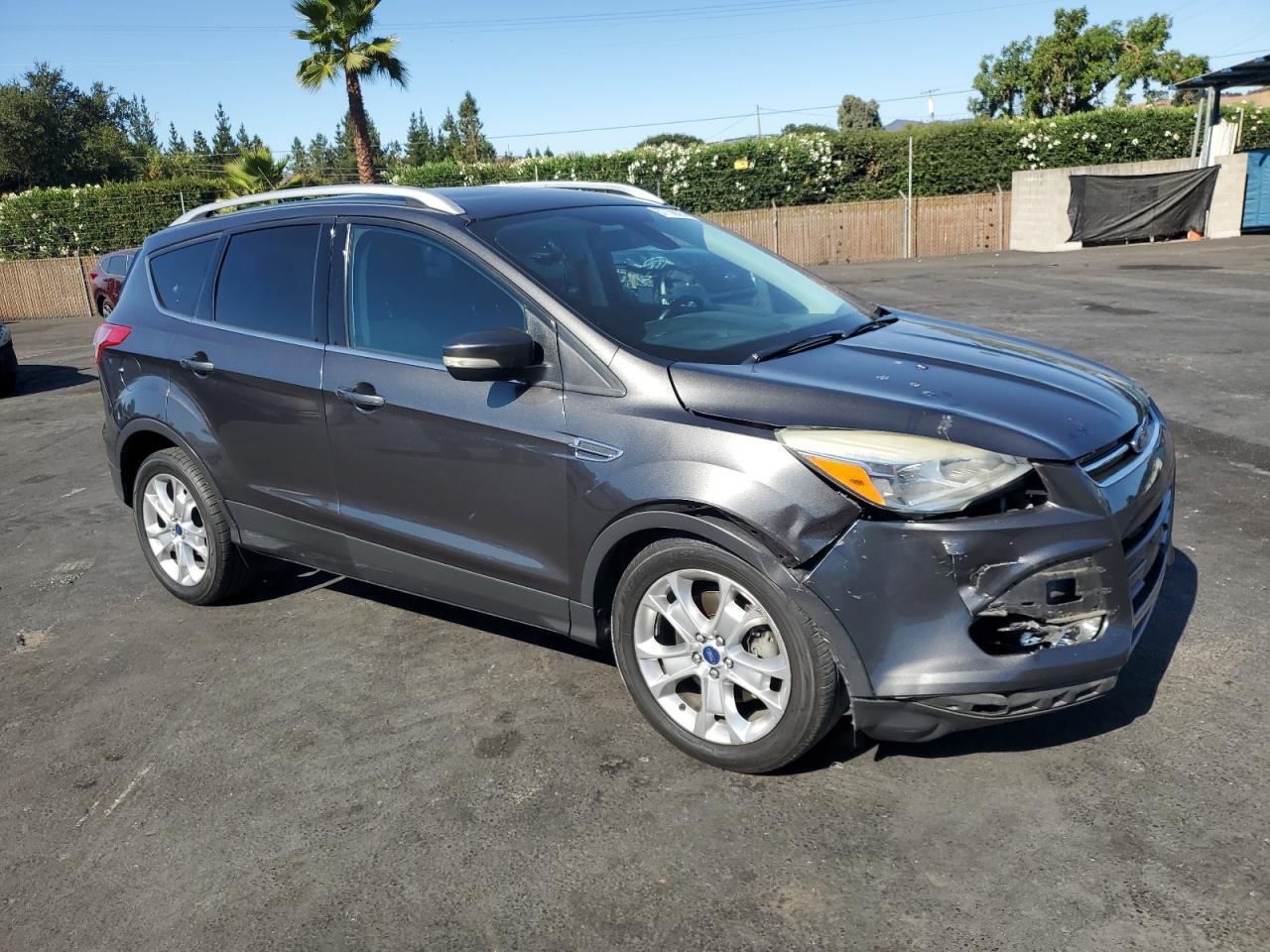 2015 Ford Escape Titanium - Image 4