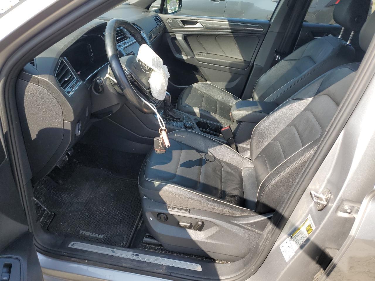 2020 Volkswagen Tiguan Sel Premium R-Line - Фото 7