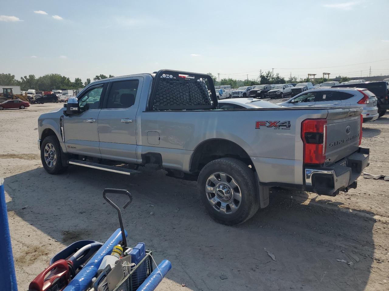 2024 Ford F350 Super Duty - Фото 2