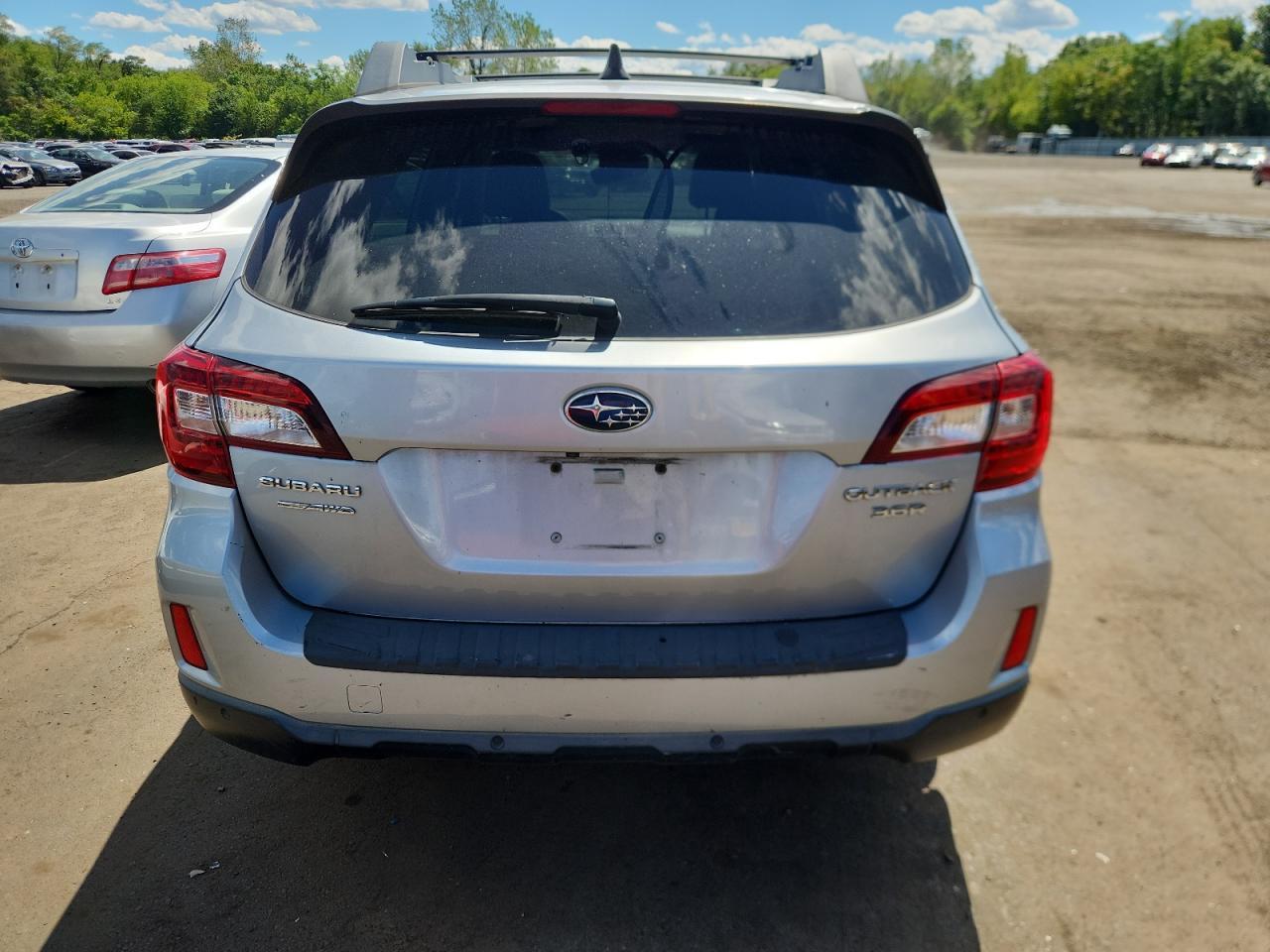 2017 Subaru Outback 3.6R Limited - Фото 6