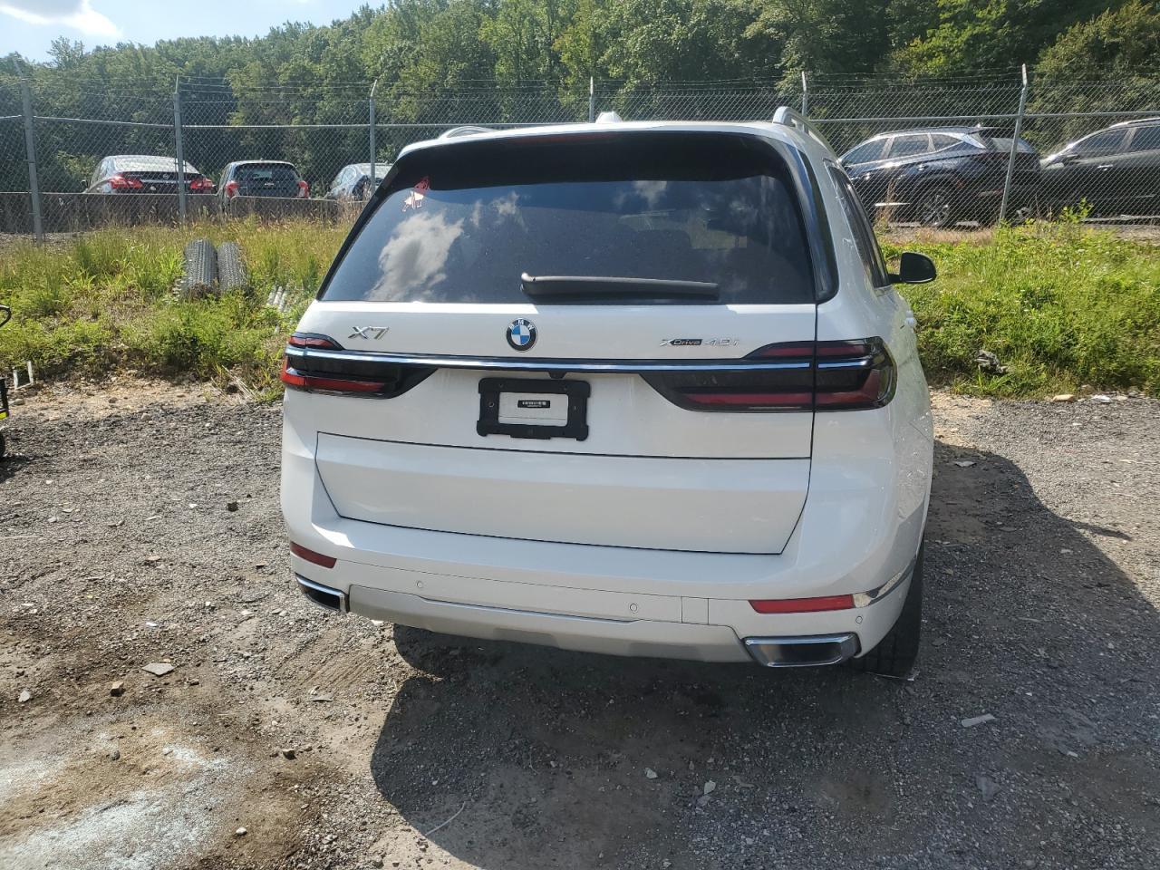 2023 BMW X7 xDrive40I - Image 6