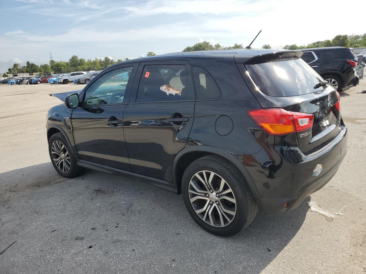 2016 Mitsubishi Outlander Sport Es - Image 2