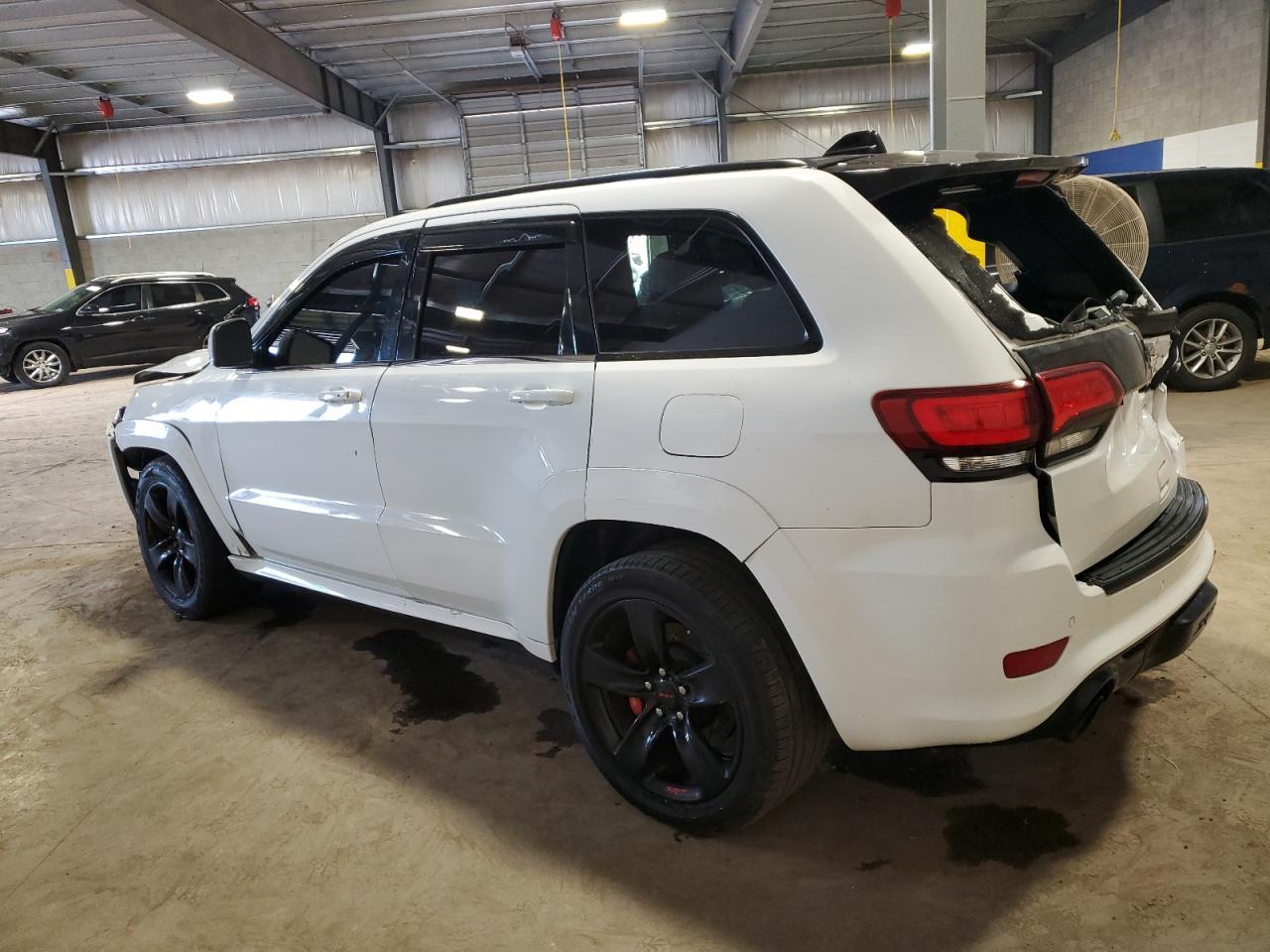 2016 Jeep Grand Cherokee Srt-8 - Image 2