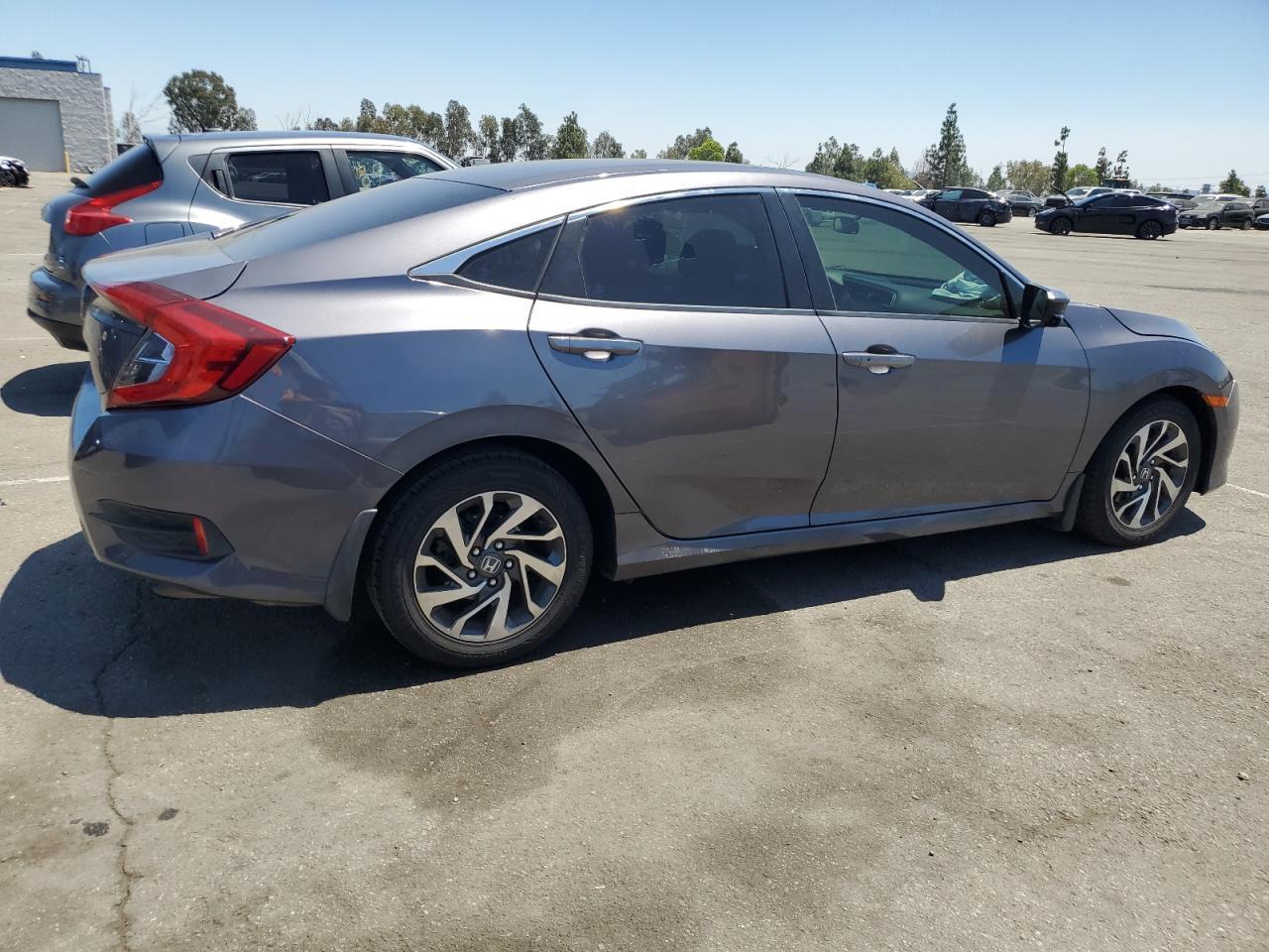 2016 Honda Civic Ex - Image 3