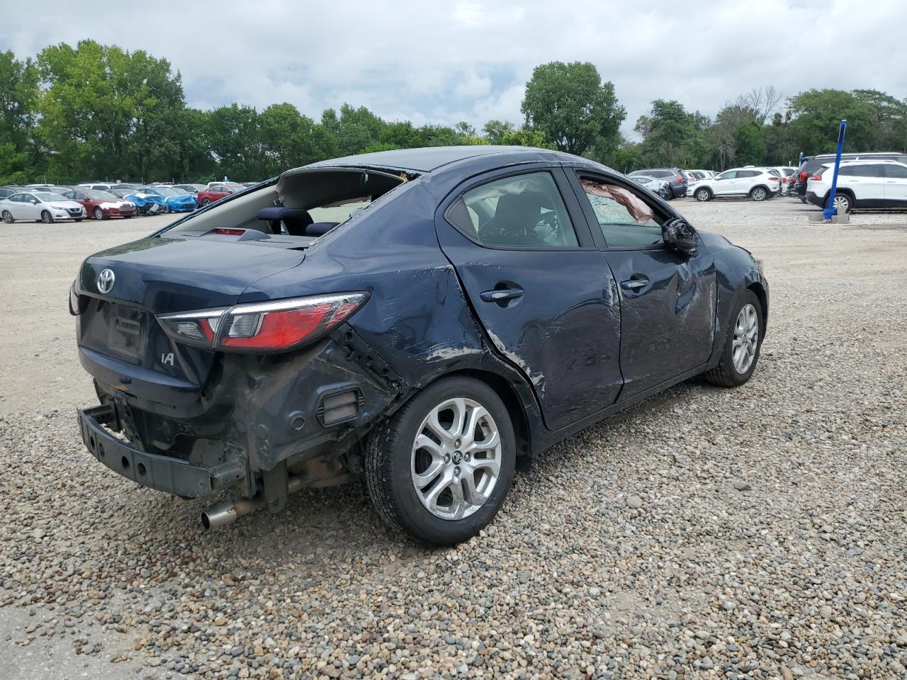 2017 Toyota Yaris Ia - Image 3