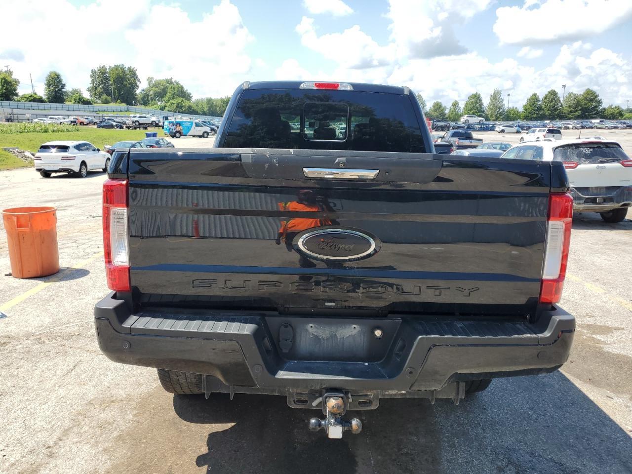 2019 Ford F250 Super Duty - Фото 6