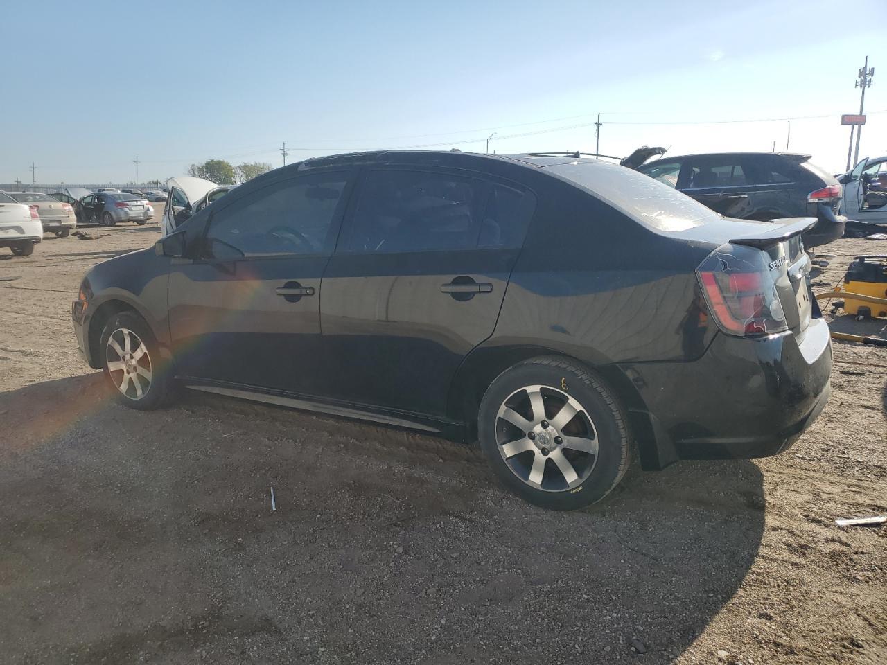 2012 Nissan Sentra 2.0 - Фото 2