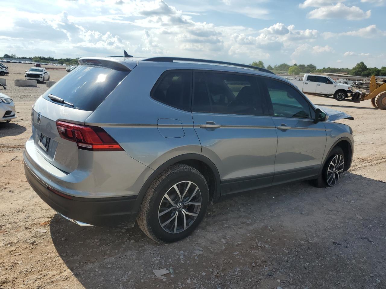 2021 Volkswagen Tiguan S - Image 3