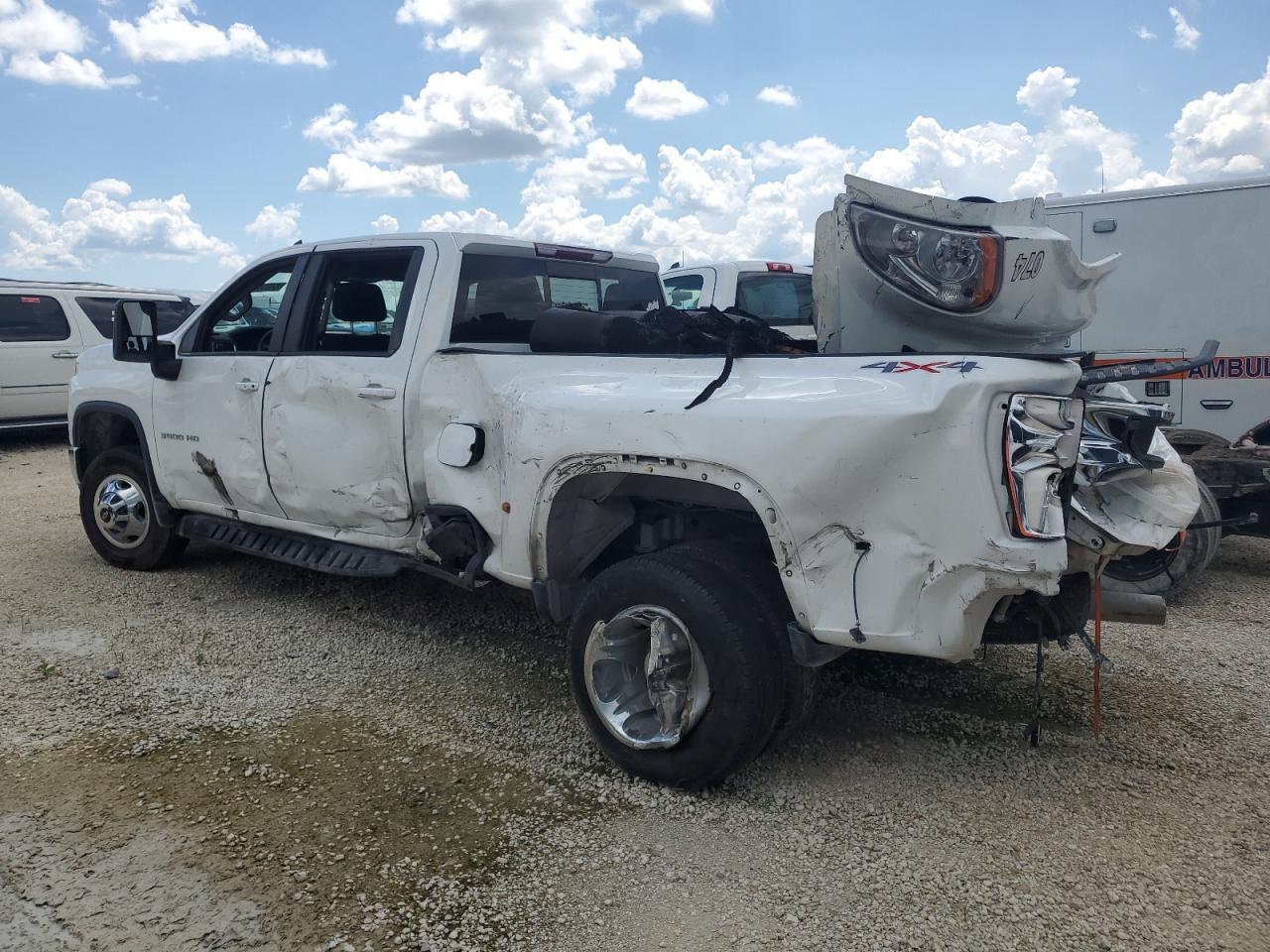 2022 Chevrolet Silverado K3500 Lt - Фото 2