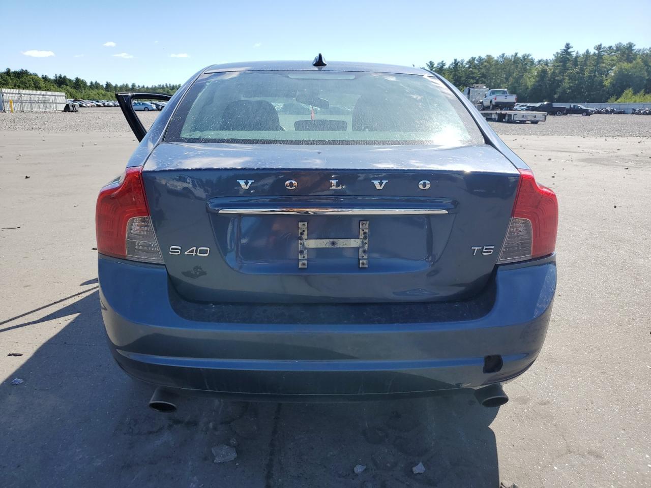 2011 Volvo S40 T5 - Image 6