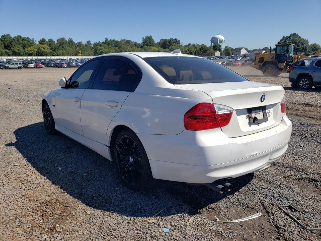 2006 BMW 325 Xi - Image 2