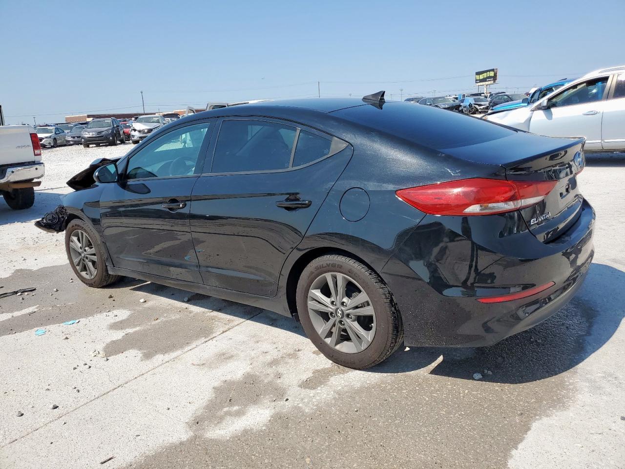 2017 Hyundai Elantra Se - Фото 2