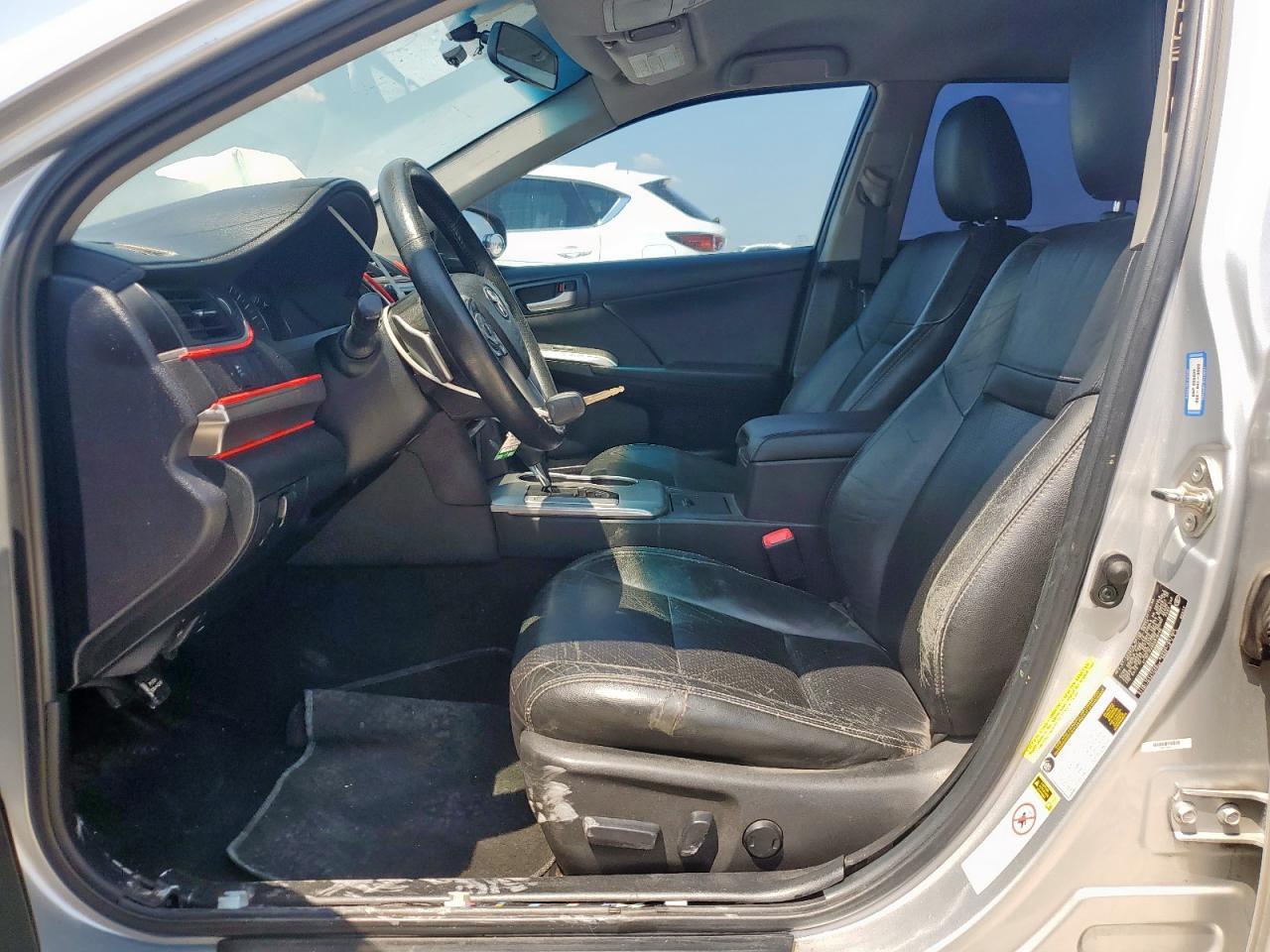 2014 Toyota Camry L - Фото 7