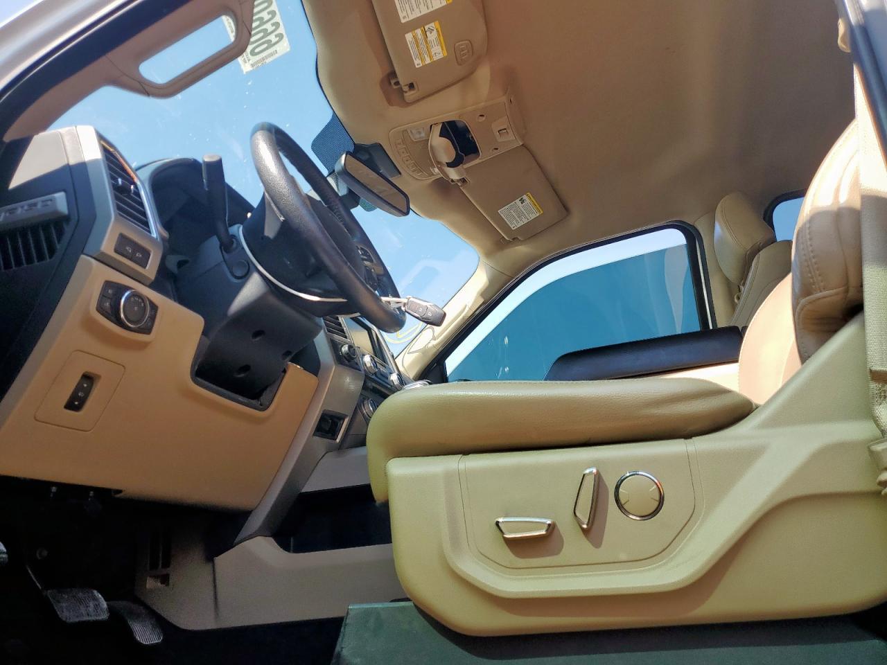 2015 Ford F150 Supercrew - Фото 7