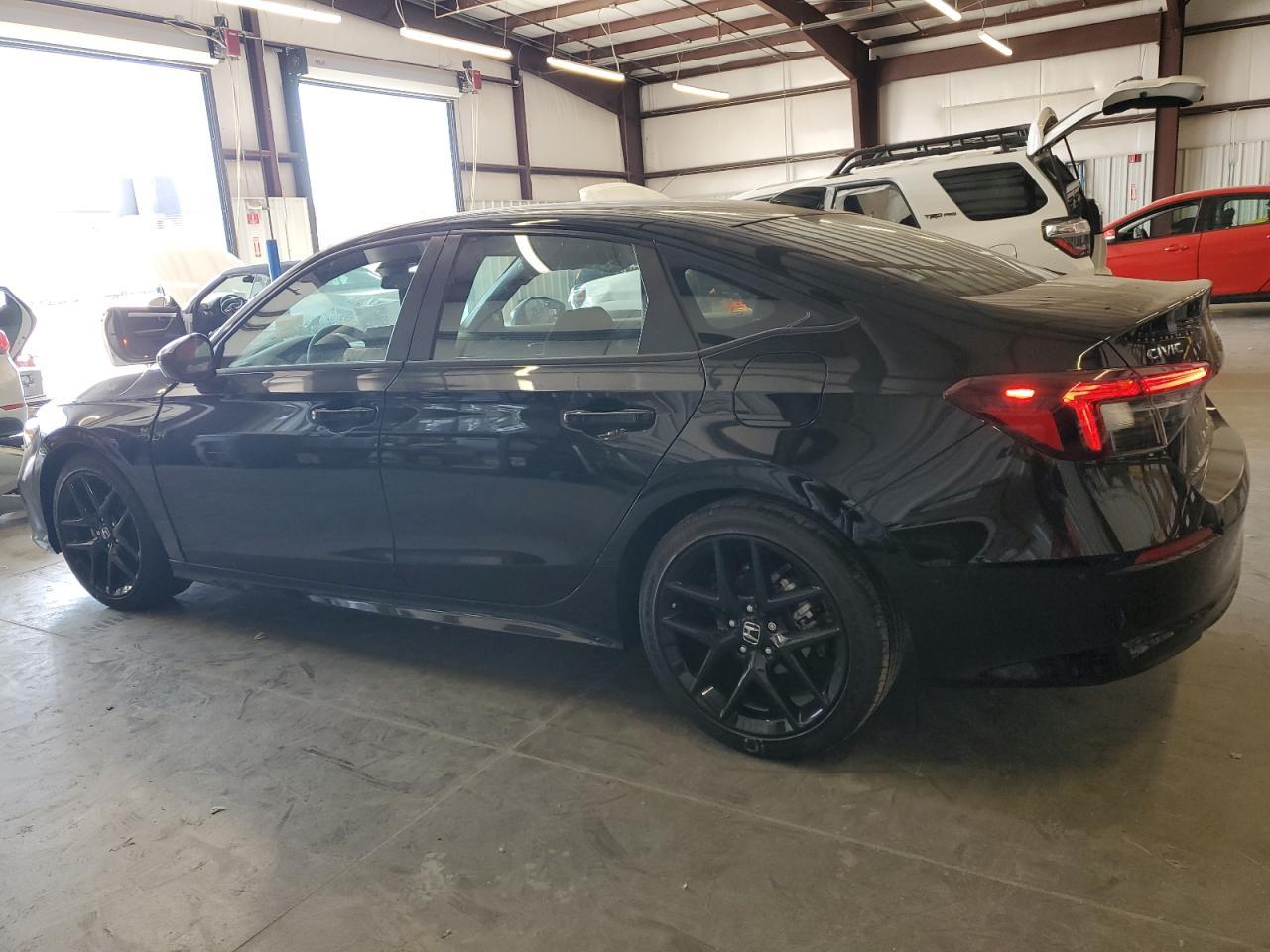 2025 Honda Civic Sport - Фото 2