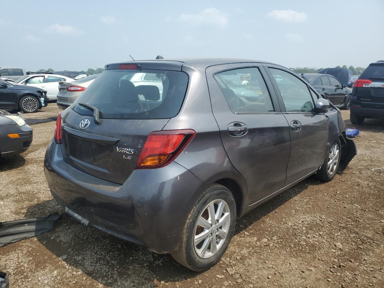 2015 Toyota Yaris - Image 3