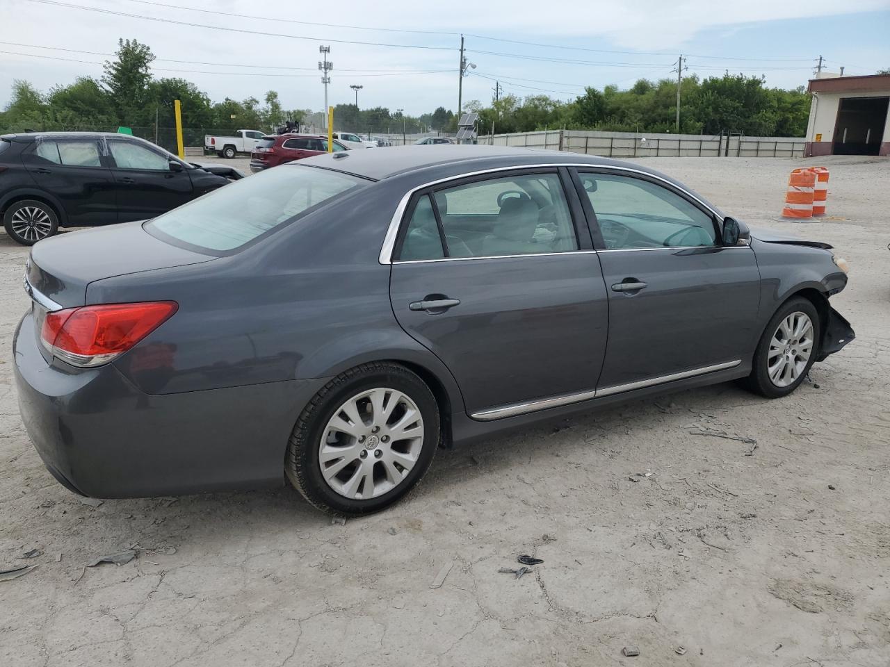 2012 Toyota Avalon Base - Фото 3