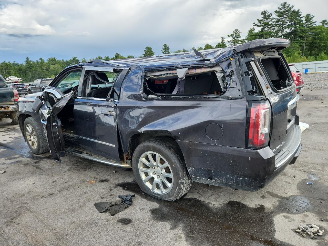 2016 GMC Yukon Xl Denali - Фото 2