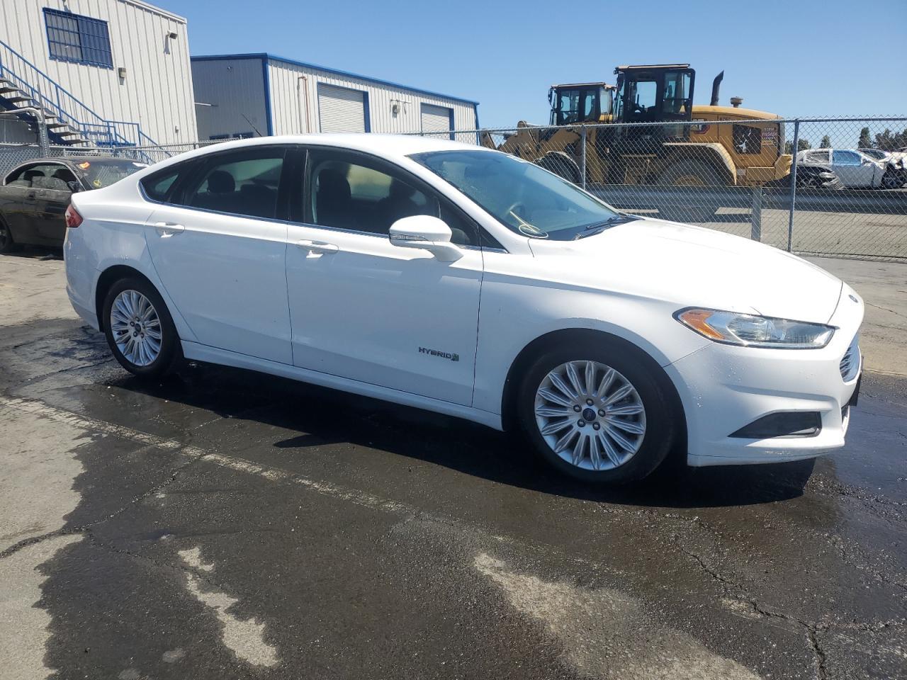 2015 Ford Fusion Se Hybrid - Фото 4