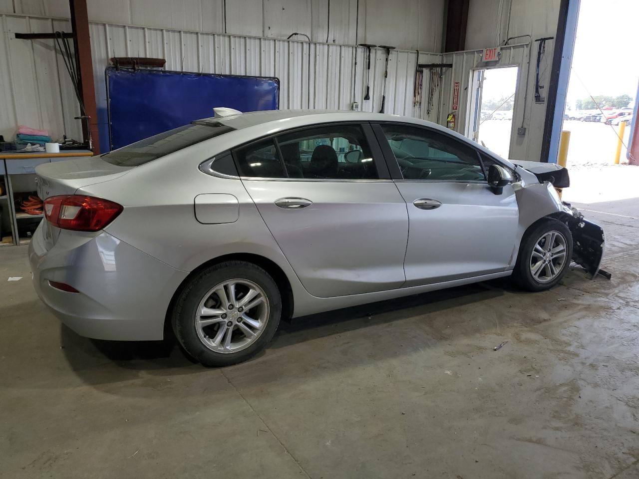 2018 Chevrolet Cruze Lt - Фото 3