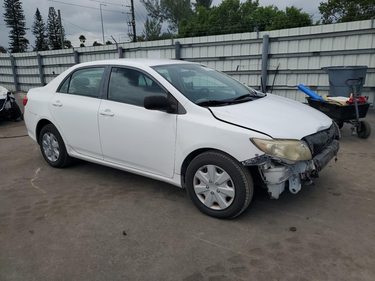 2010 Toyota Corolla Base - Фото 4