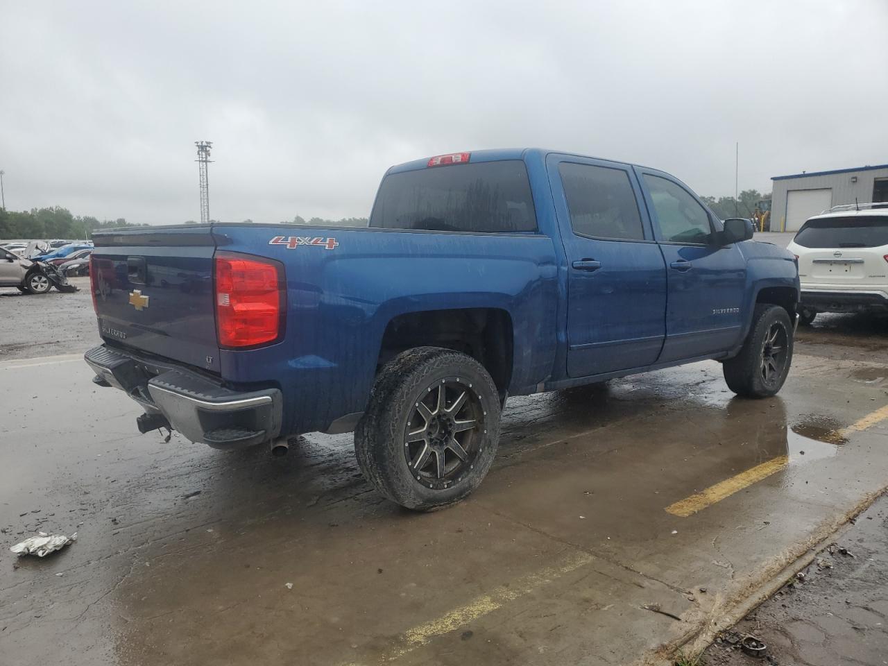 2017 Chevrolet Silverado K1500 Lt - Image 3