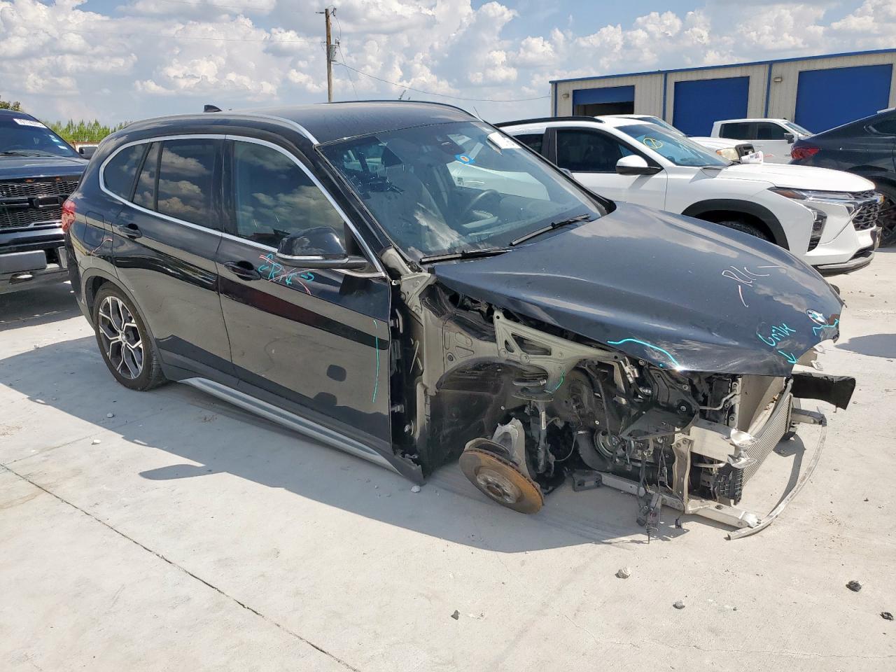 2021 BMW X1 Sdrive28I - Фото 4