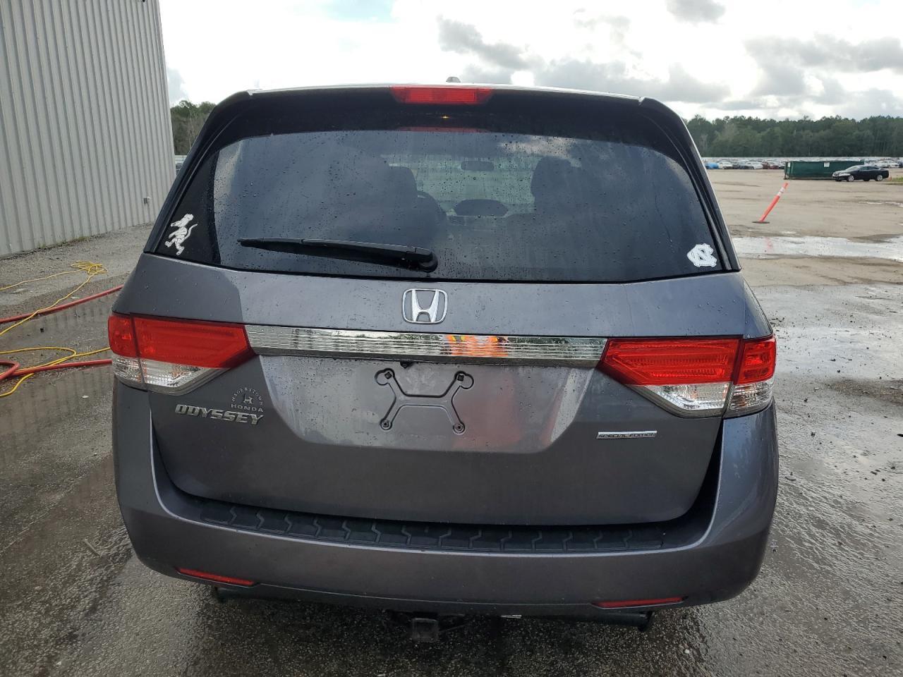 2016 Honda Odyssey Se - Image 6