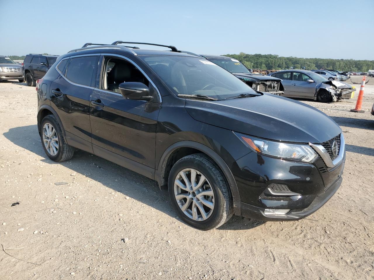 2020 Nissan Rogue Sport S - Image 4