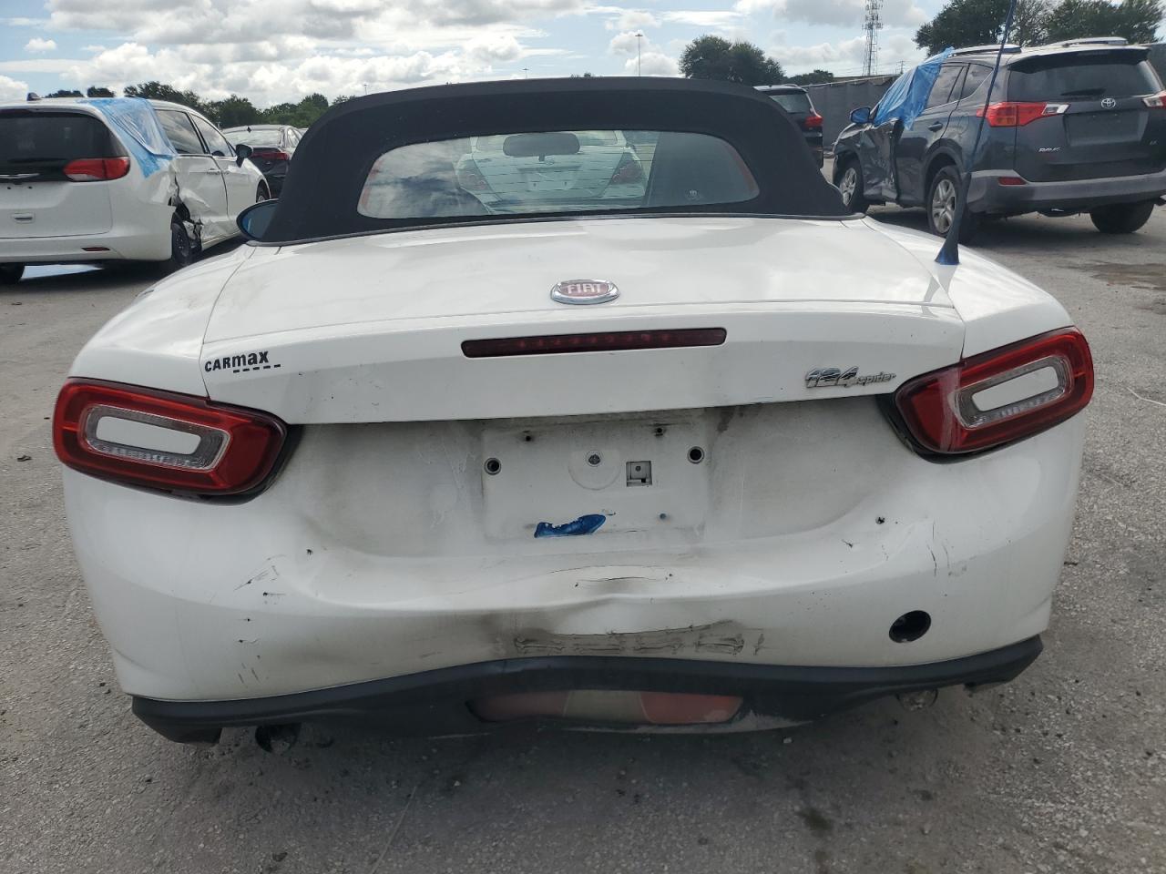 2017 Fiat 124 Spider 2D Convertible Classic - Image 6