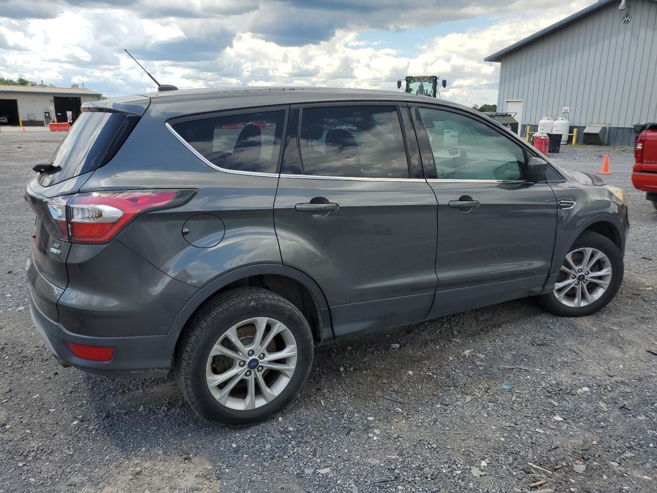 2017 Ford Escape Se - Image 3