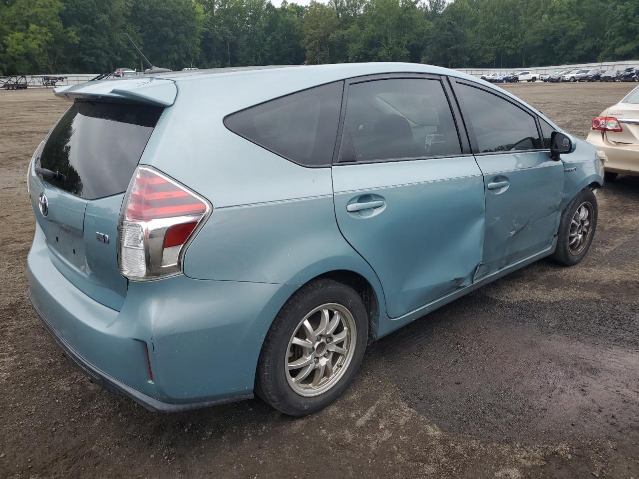 2015 Toyota Prius V - Фото 3